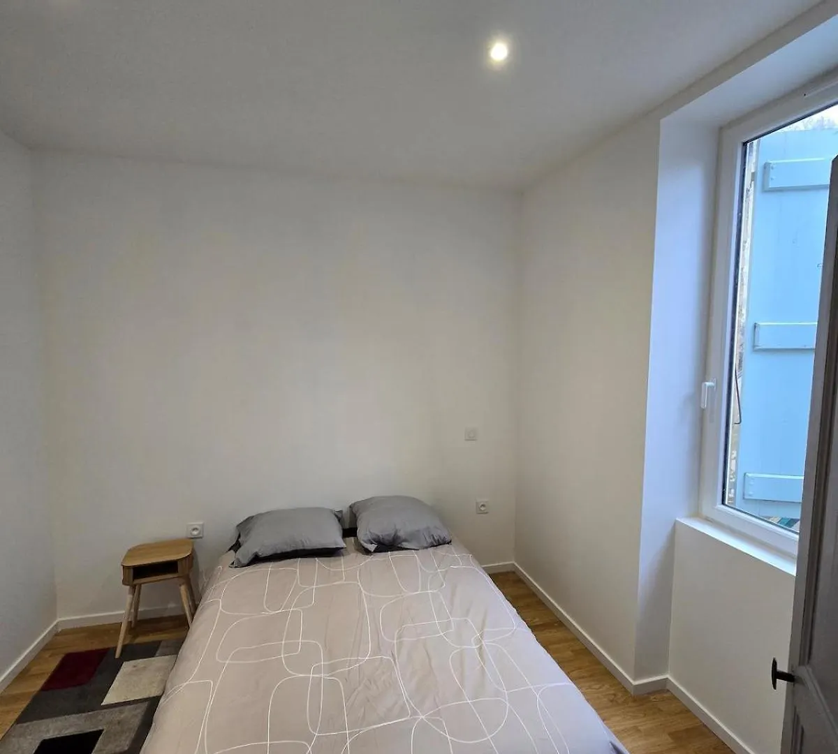 Appartement 3 Chambres Charlieu 0*,